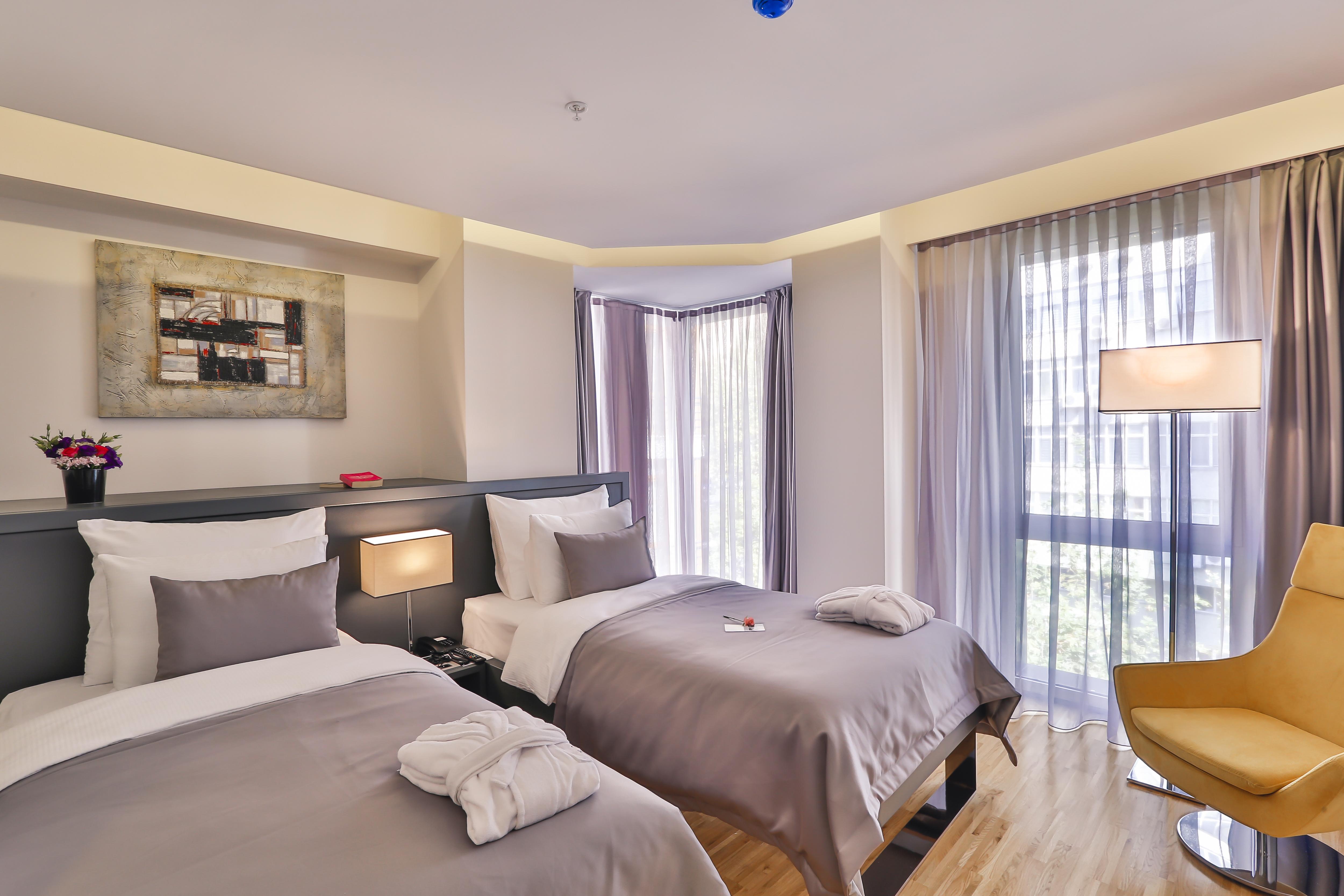 Business Life Hotel Istanbul Exterior photo