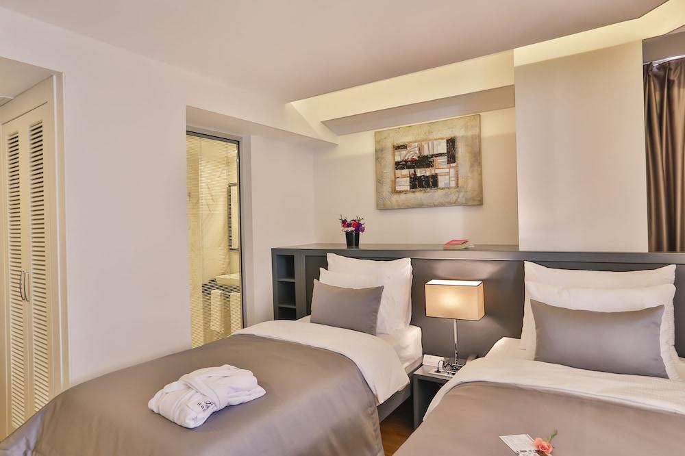 Business Life Hotel Istanbul Exterior photo