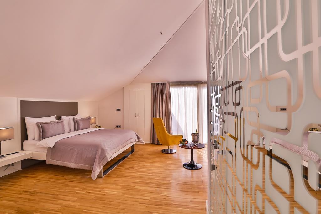 Business Life Hotel Istanbul Exterior photo